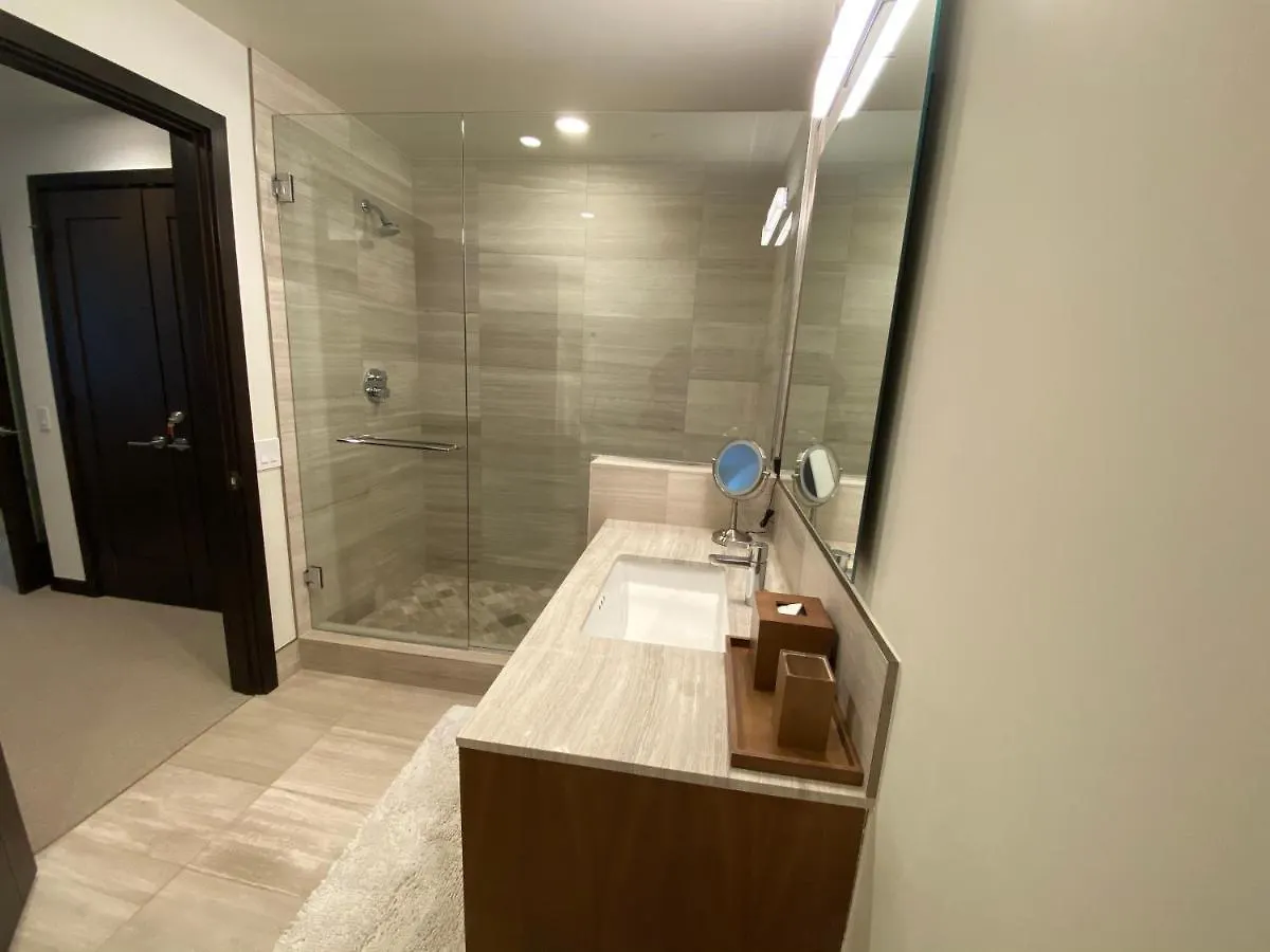 Luxury, Meters To Lionshead Gondola. The Lion Apartment *