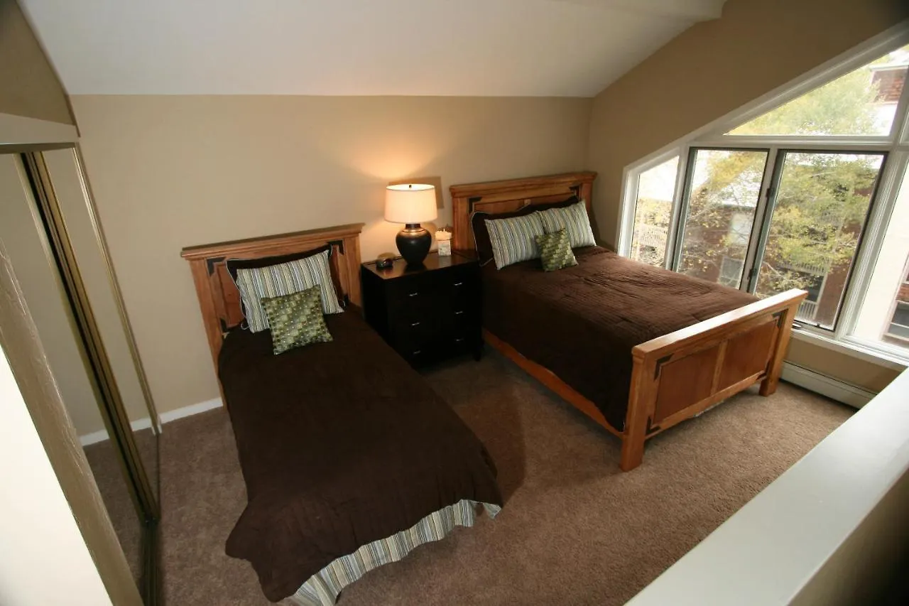 Breakaway West - Studio, 2,3 Bedrooms By Realty Vail