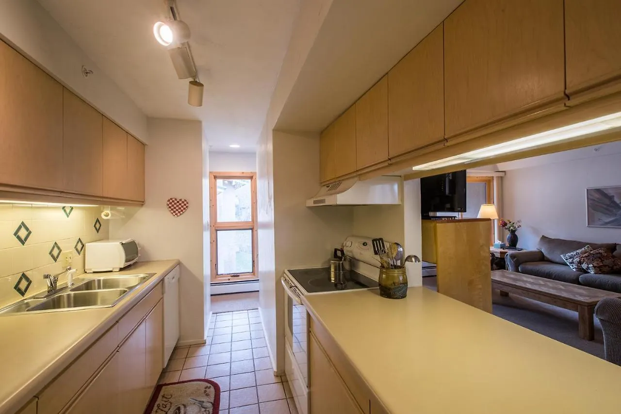 Breakaway West - Studio, 2,3 Bedrooms By Realty Vail