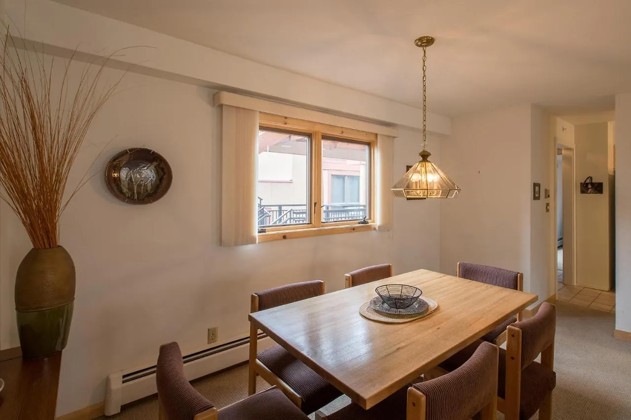 Breakaway West - Studio, 2,3 Bedrooms By Realty Apartment