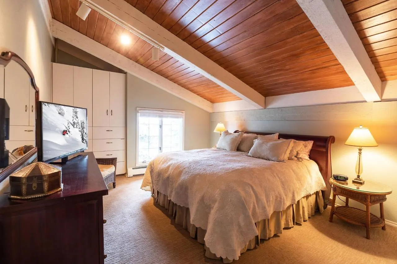Vorlaufer By Realty Apartment