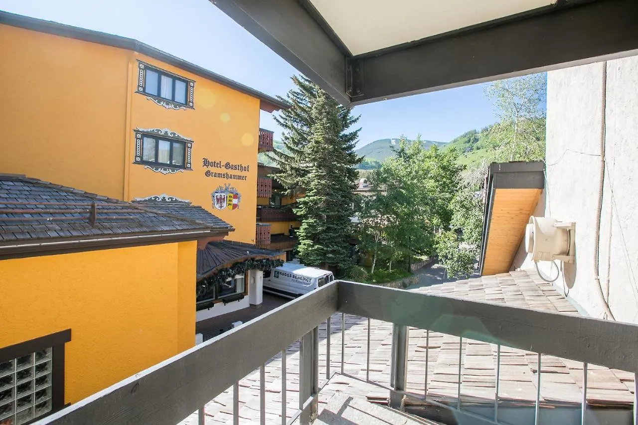 Apartment Creekside Village By Realty