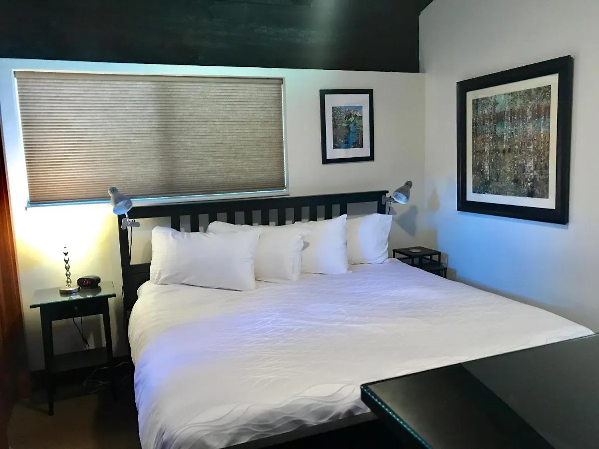 Racquet Club Mountain Resort