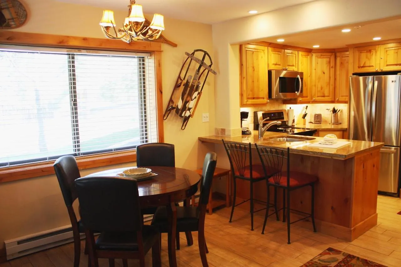 Racquet Club Mountain Resort