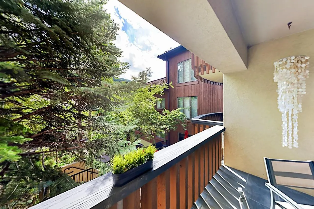 Frontage Townhome Apartment Vail