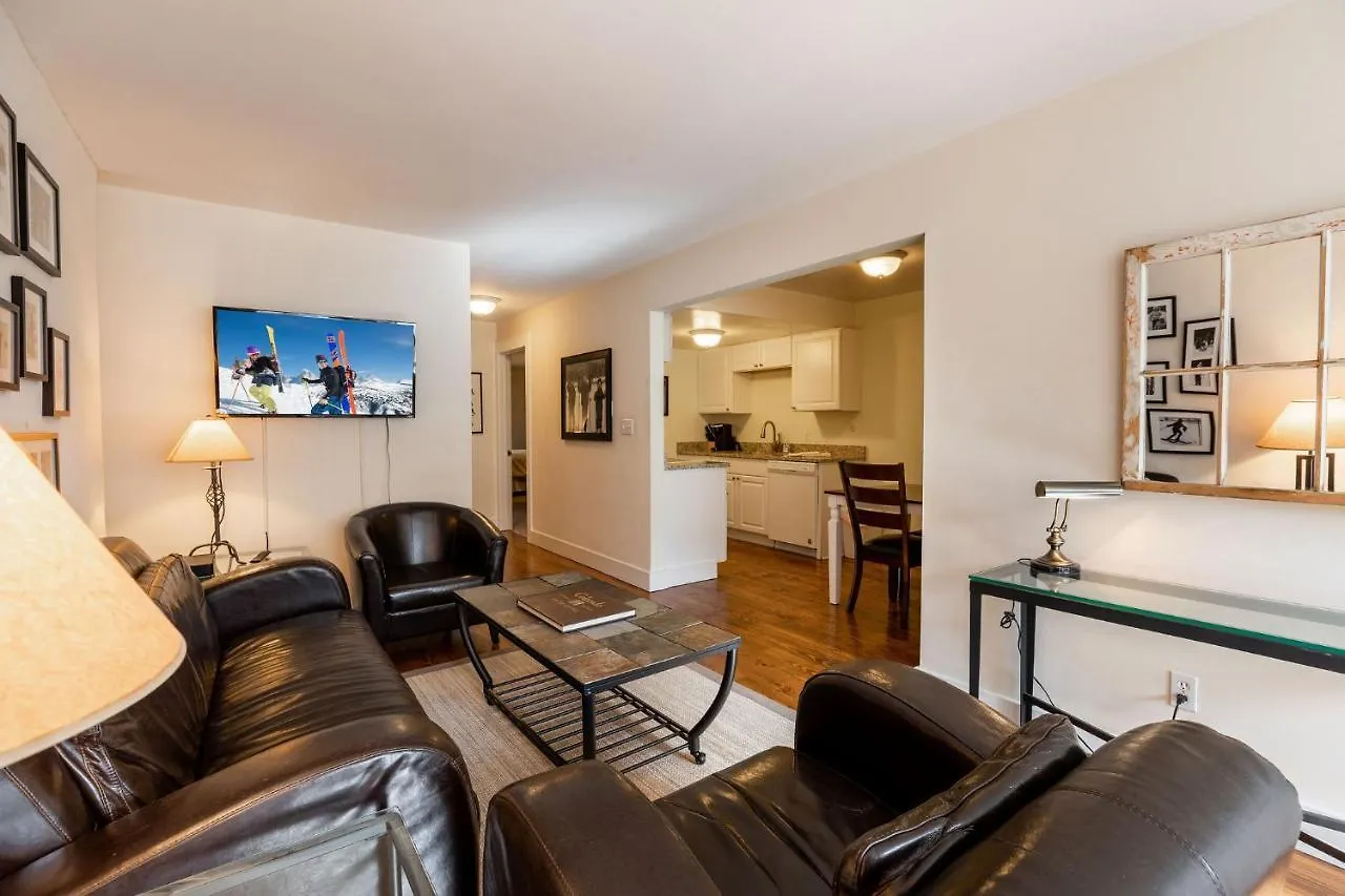 Trail's By Realty