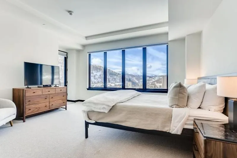 Lion 4 Bedroom * Vail