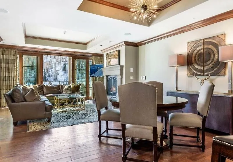 Platinum Ritz-carlton 4 Bedroom Mountain Just One Block From The Eagle Bahn Gondola *