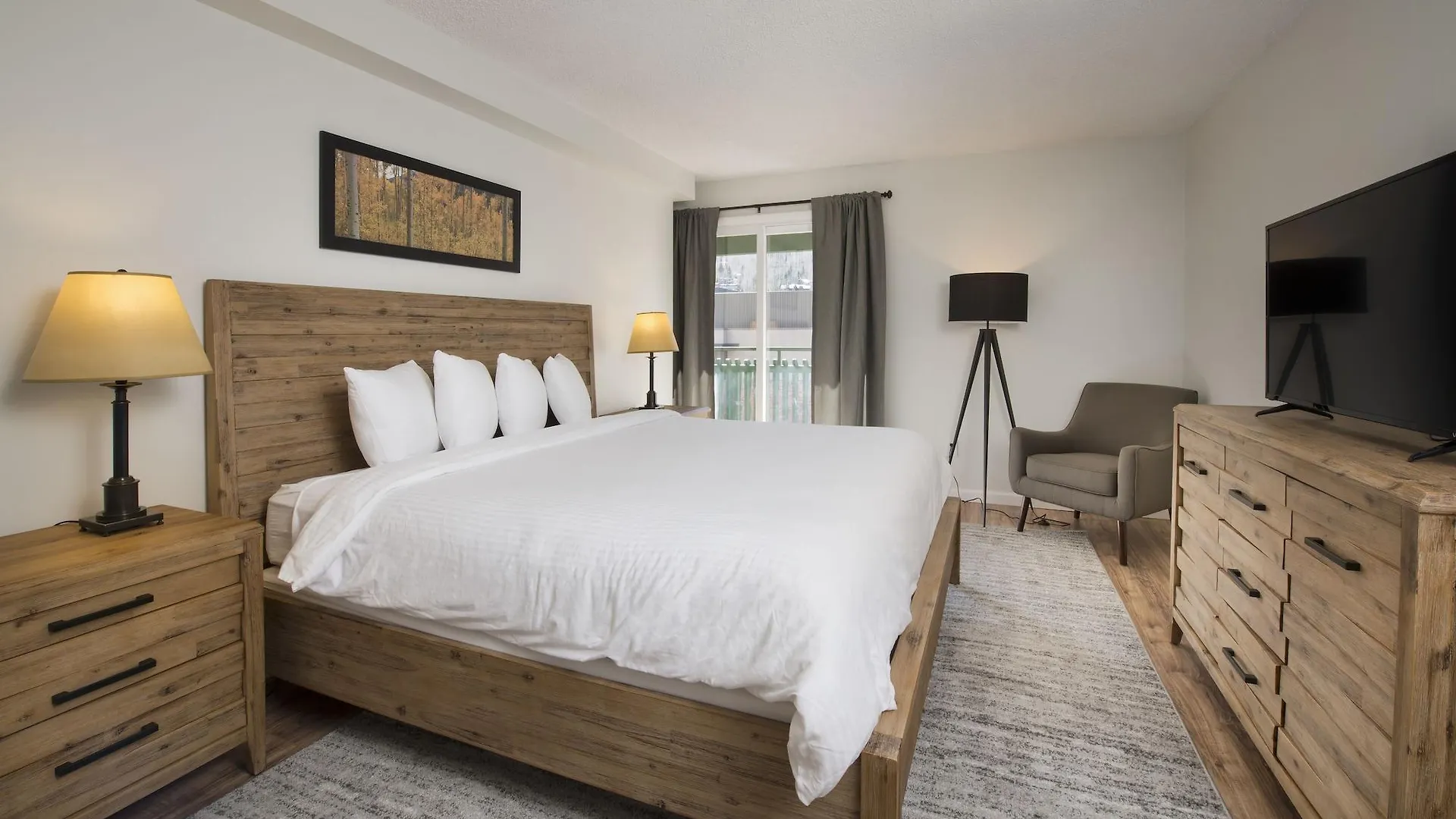 Hotel Evergreen At 3*