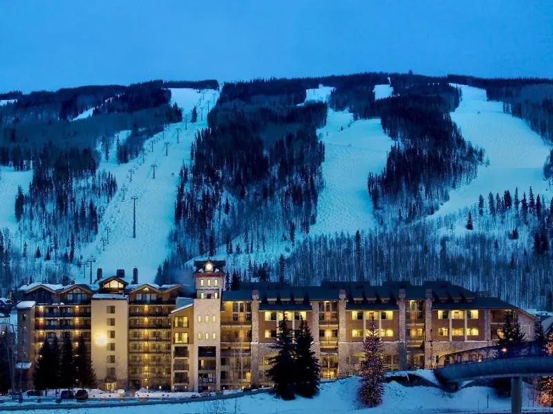 Apartment Luxury 4 Bedroom Penthouse In Lionshead Village With Rooftop Pool, Just A Short Walk To Gondola Vail