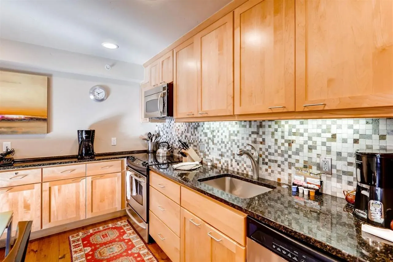 Lodge Luxury In, Out 1 Bedroom At Eagle Bahn Gondola *