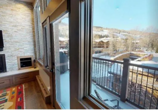 Apartment Village Golden Peak Penthouse *