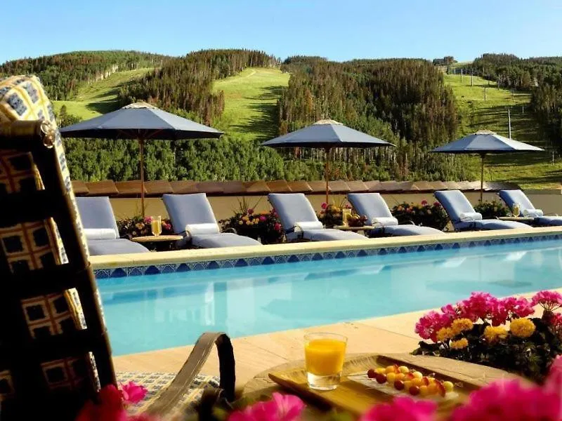 Apartment Platinum Vail: Ski-in Luxury With Rooftop Pool And Mountain Views