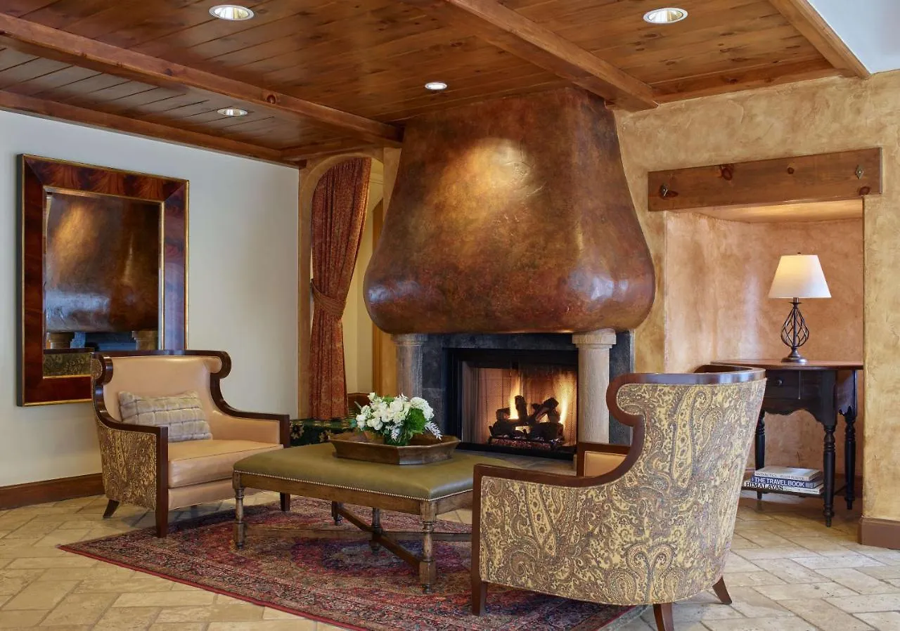 Austria Haus Hotel 3*
