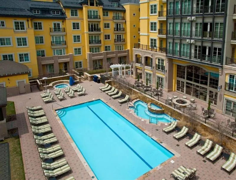Ritz Carlton 2 Bed Apartment *