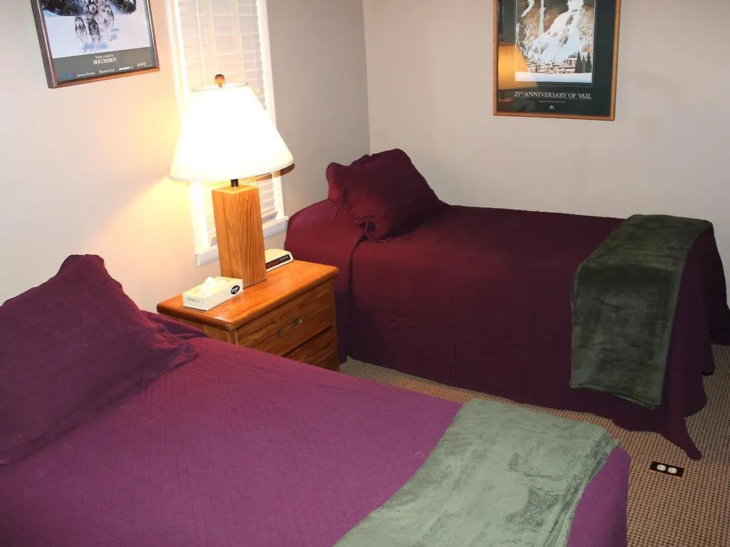 Aparthotel International 3*