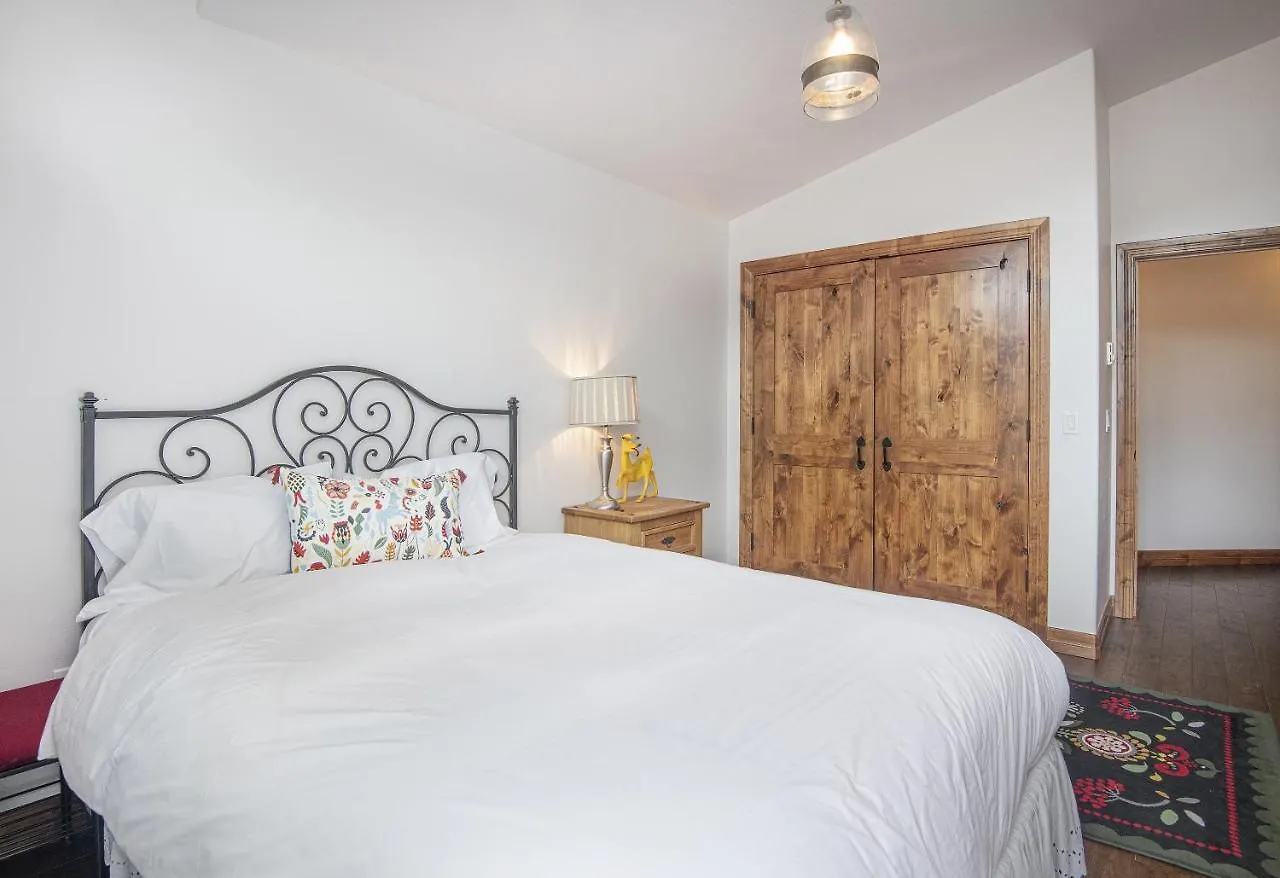 Bridge St, R2 Apartment