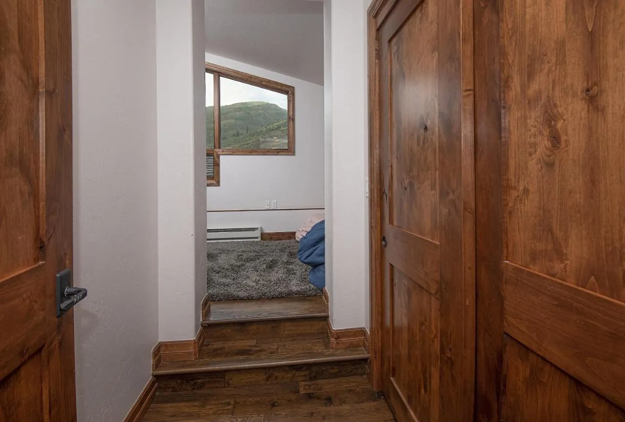 Bridge St, R2 Apartment *