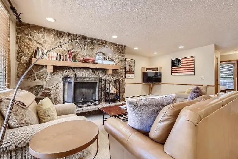 1-scorpio 403 Holiday home