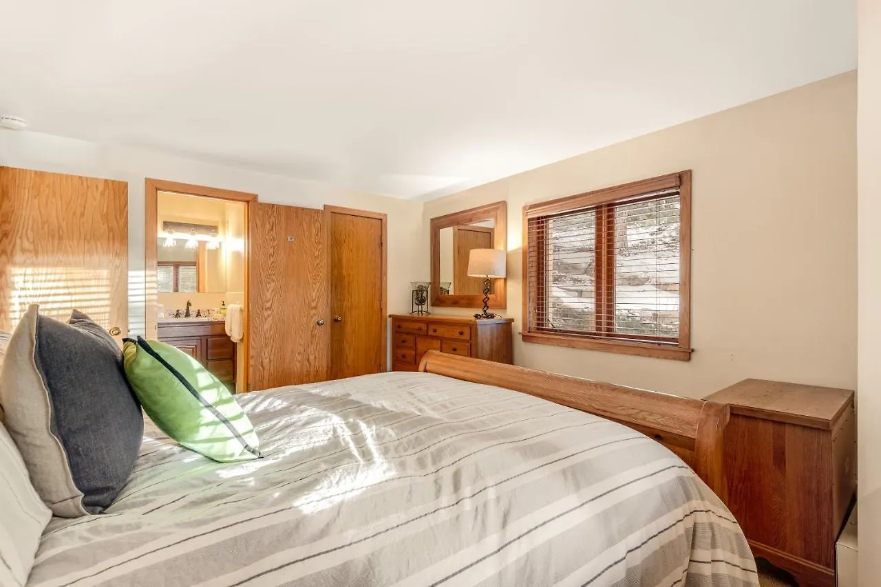 Cascade Village Area 5 Bed 4 Bath, Walk To Lift! * Vail