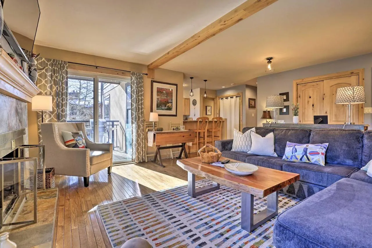 Apartment With Community Pool And Mtn Shuttle!