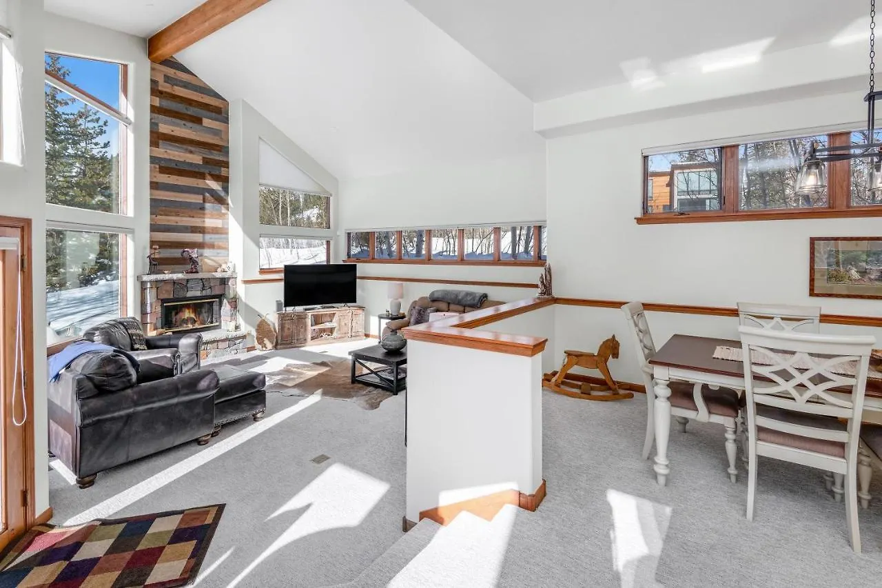 4551 Streamside Cir West House Holiday home Vail