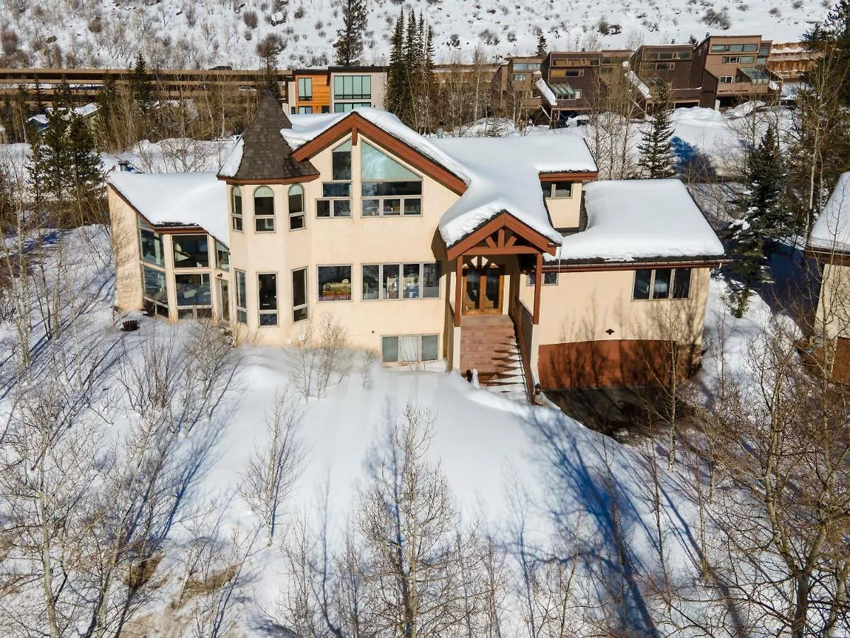 4551 Streamside Cir West House