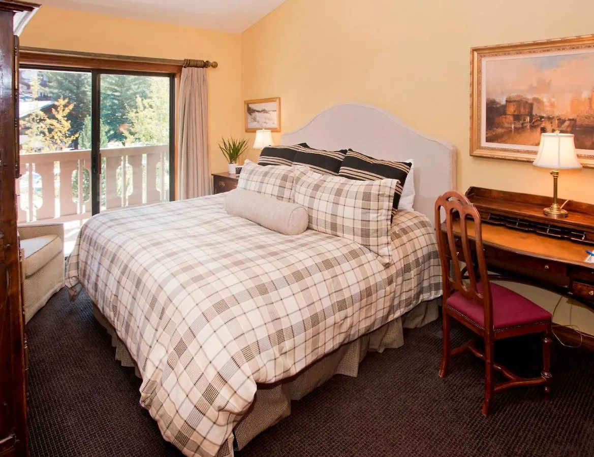 3br With Cozy Fire Place - At *