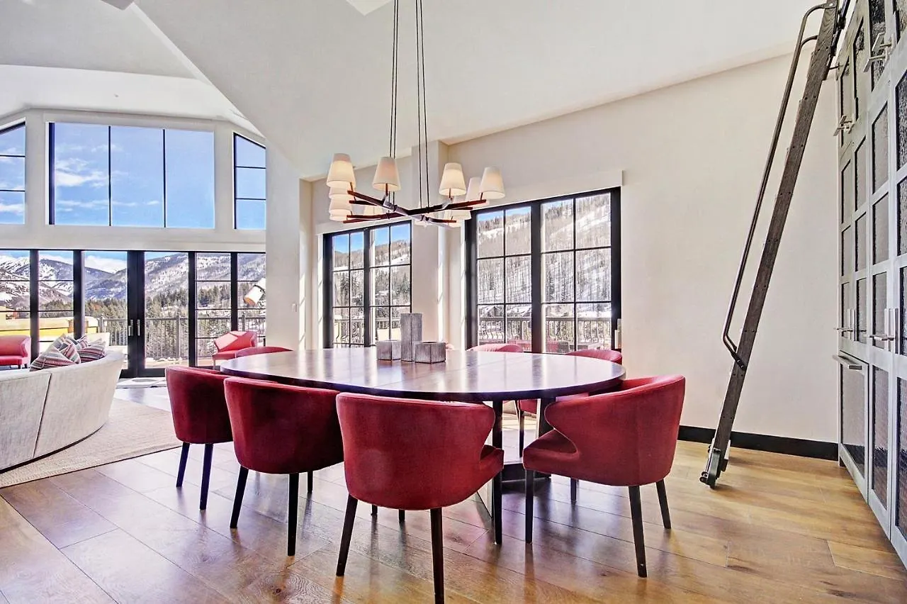 Iconic 5 Bedroom Penthouse At The Ritz-carlton *