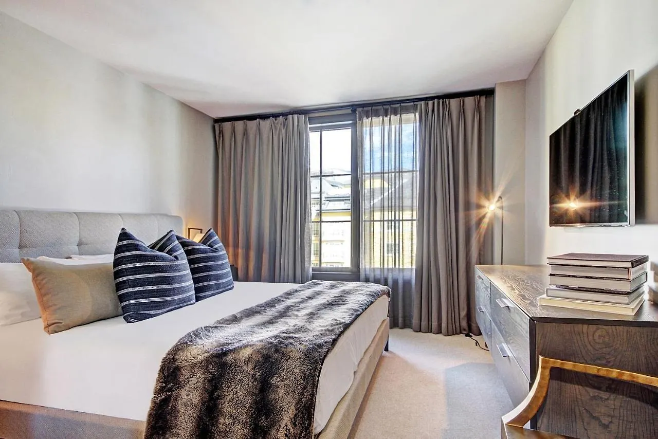 Iconic 5 Bedroom Penthouse At The Ritz-carlton