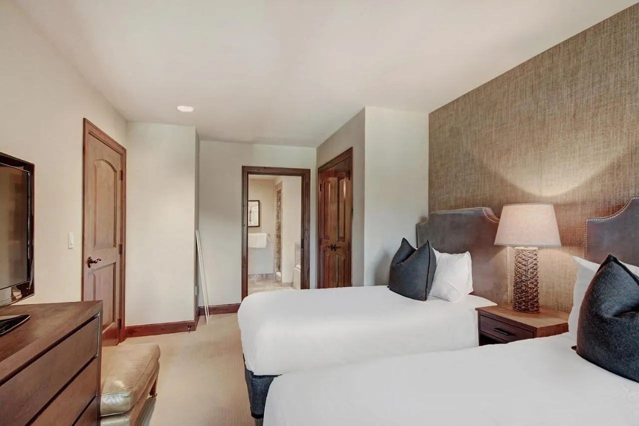 Apartment 2br At The Ritz-carlton With Valley View Vail