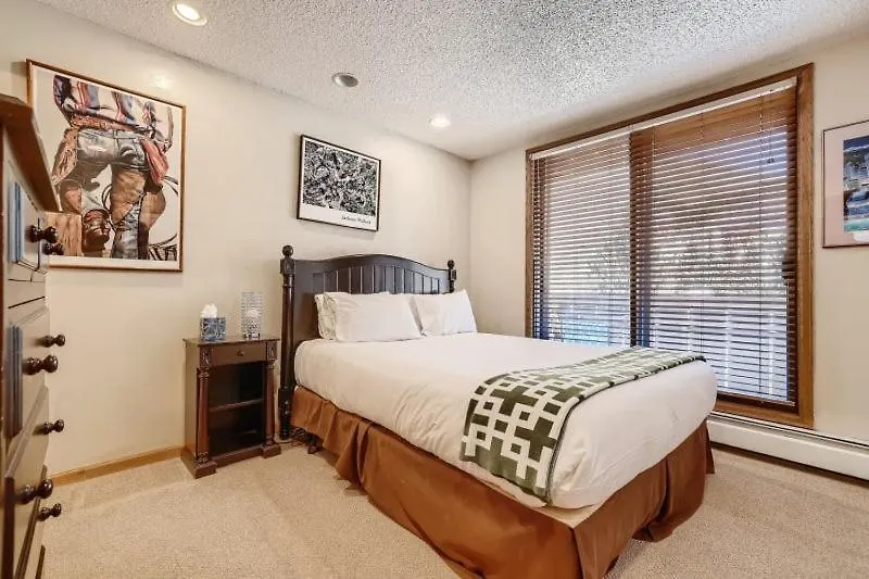 Holiday home 1-scorpio 403