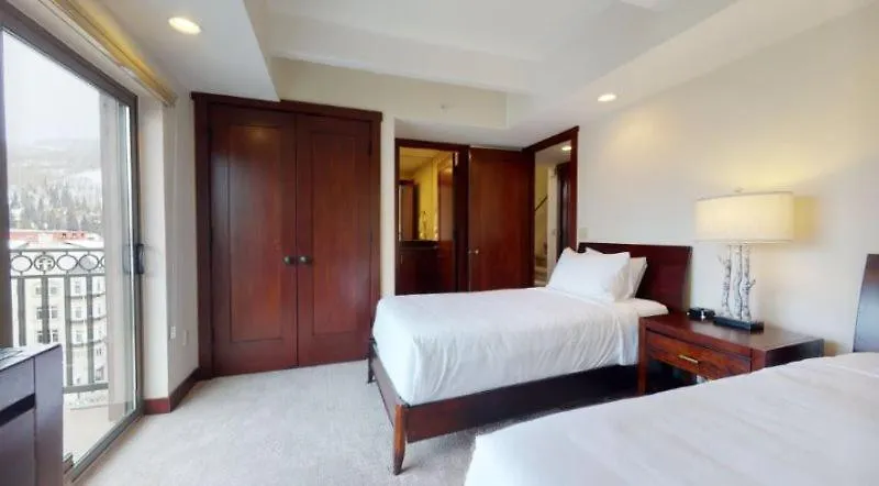 Lionshead Village 3 Bedroom Den With Mountain View Apartment *