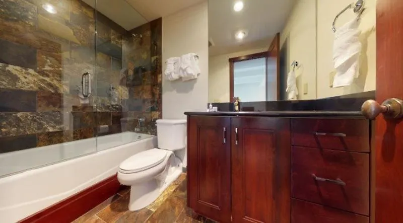 Lionshead Village 3 Bedroom Den With Mountain View