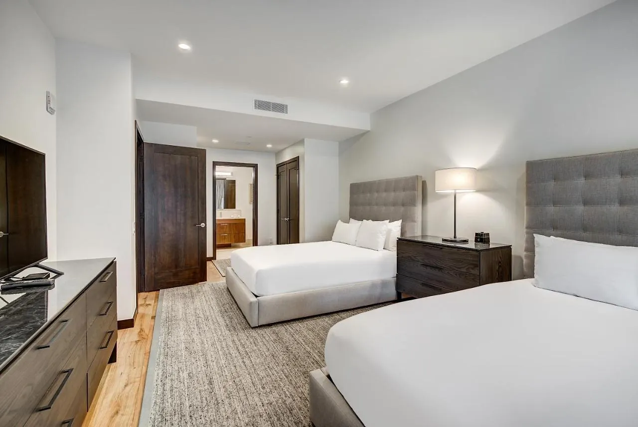 Apartment Contemporary 2 Bedroom In The Heart Of Lionshead Vail