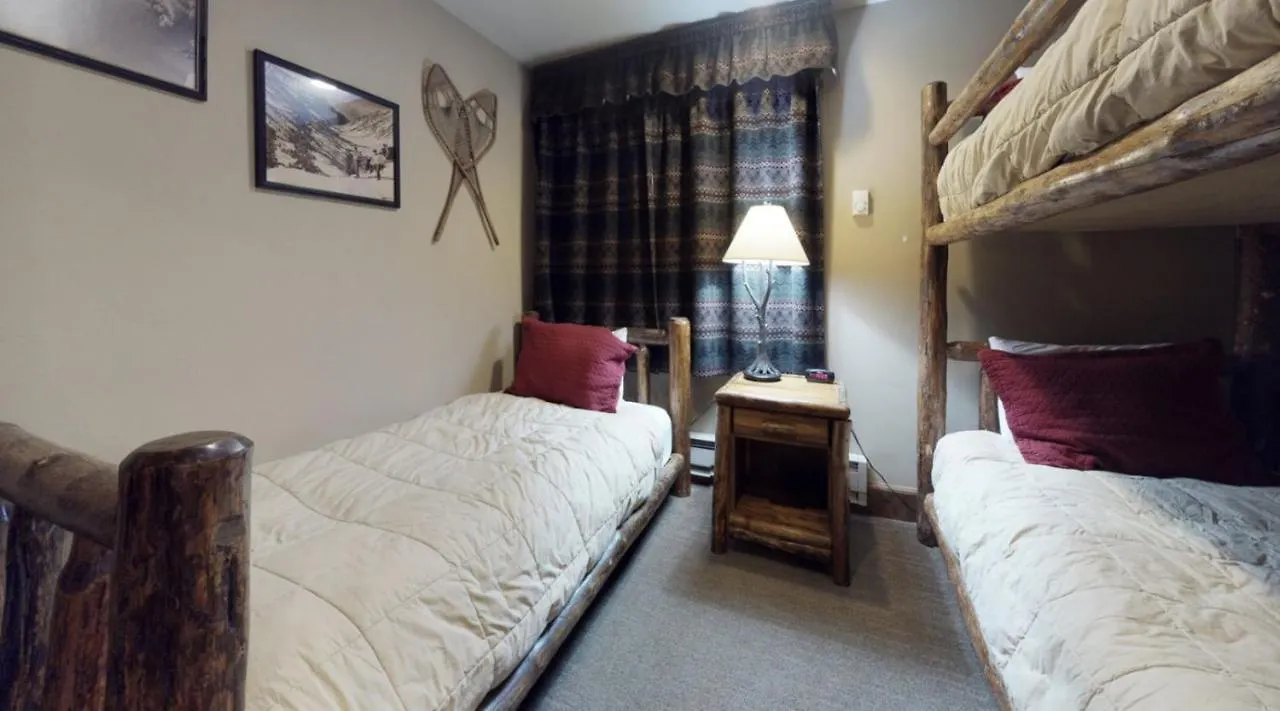 Upscale 2-bedroom In Resort-style Setting With Saline Outdoor Pool, 2 Hot Tubs Apartment
