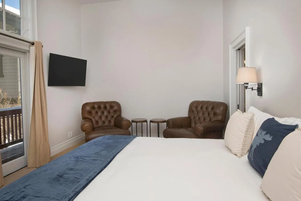 Holiday home 2782 Kinnikinnick Rd Unit D *