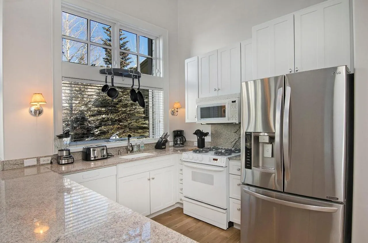 Holiday home 2782 Kinnikinnick Rd Unit D Vail