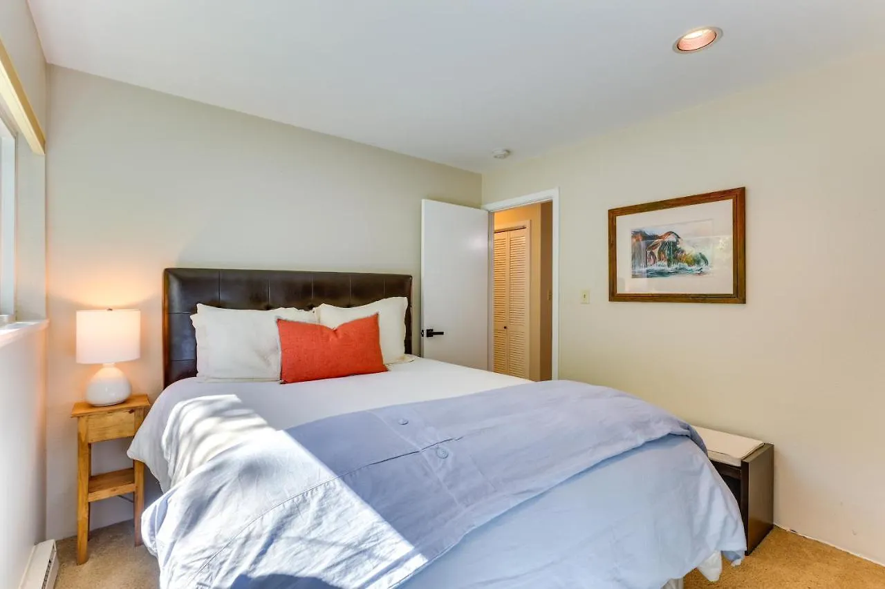 East With Pool, Hot Tub, And Free Bus Stop Appartamento Vail