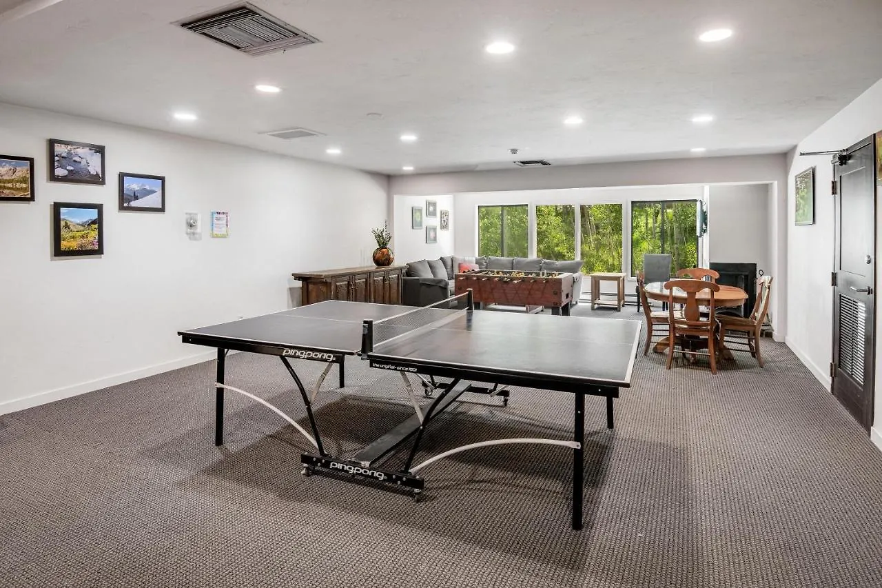Holiday home Fall Ridge