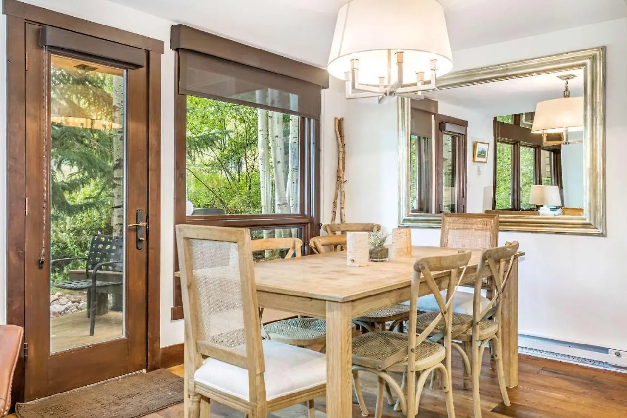 Courtside Townhome #7 Holiday home Vail