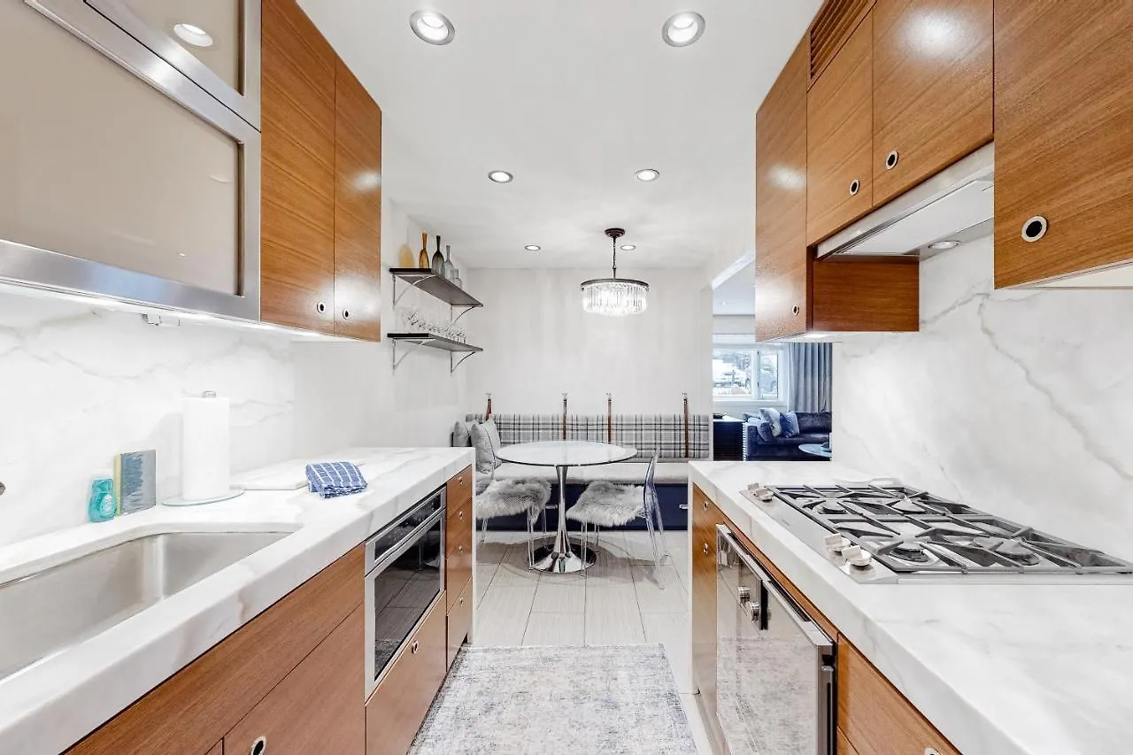 Apartment Just Gore Geous