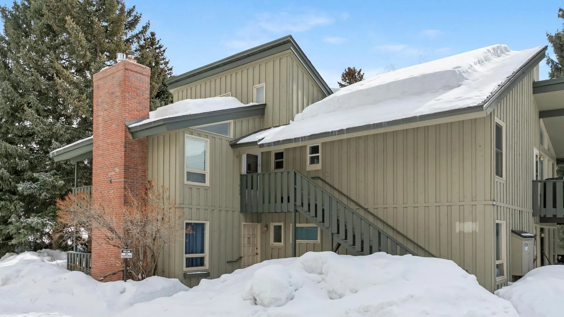 925 Red Sandstone Vail