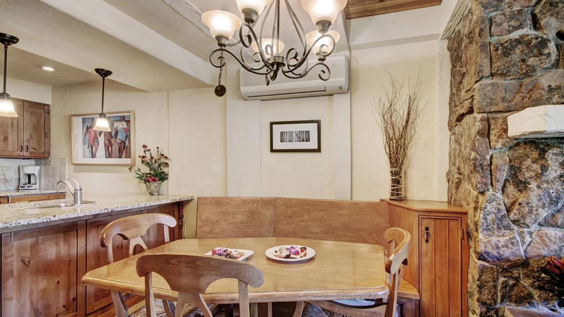 At Vail, A Rockresort Resort Vail