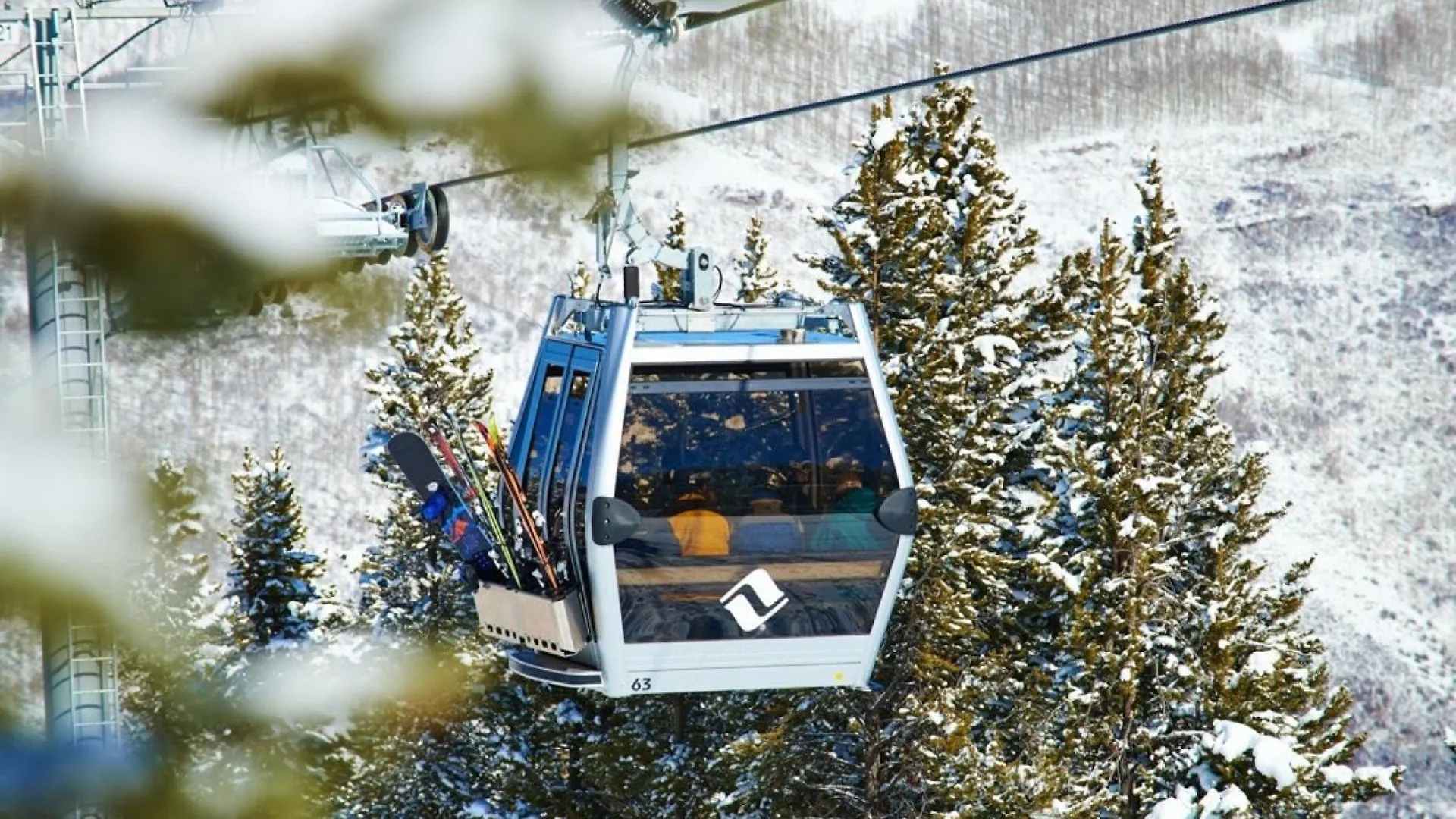 Scorpio 206 * Vail