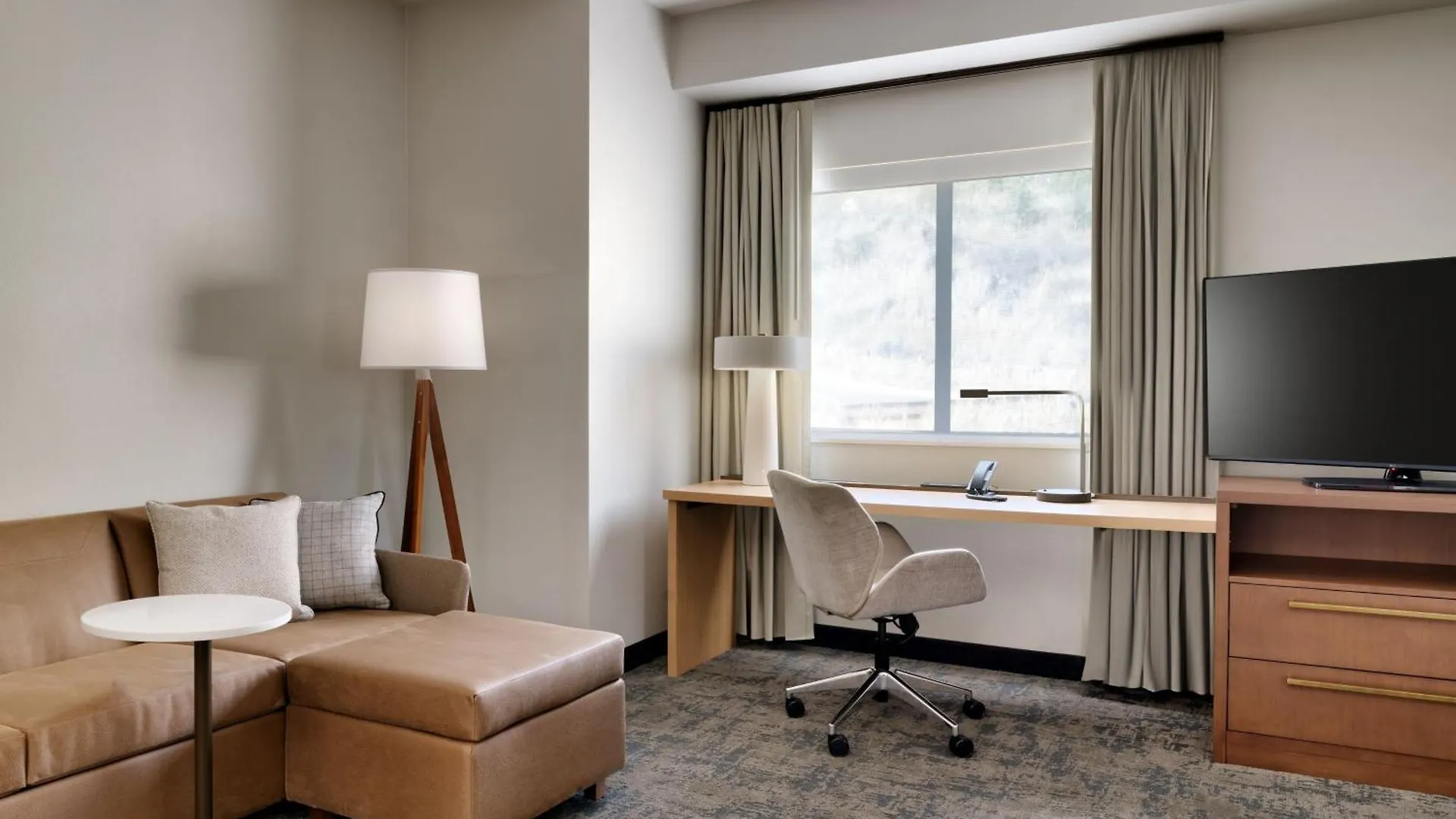 By Marriott 3*