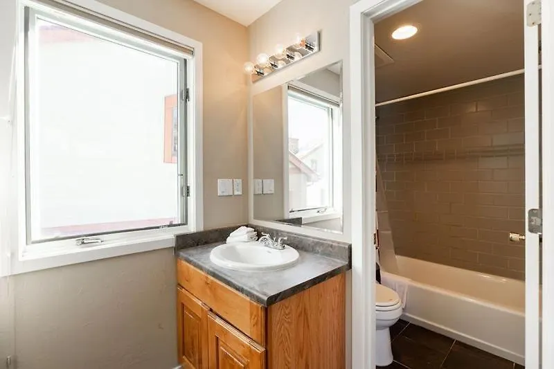 Breakaway West At Village Apartment Vail