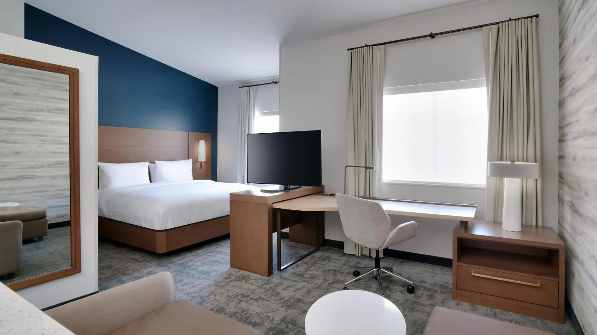 By Marriott 3*