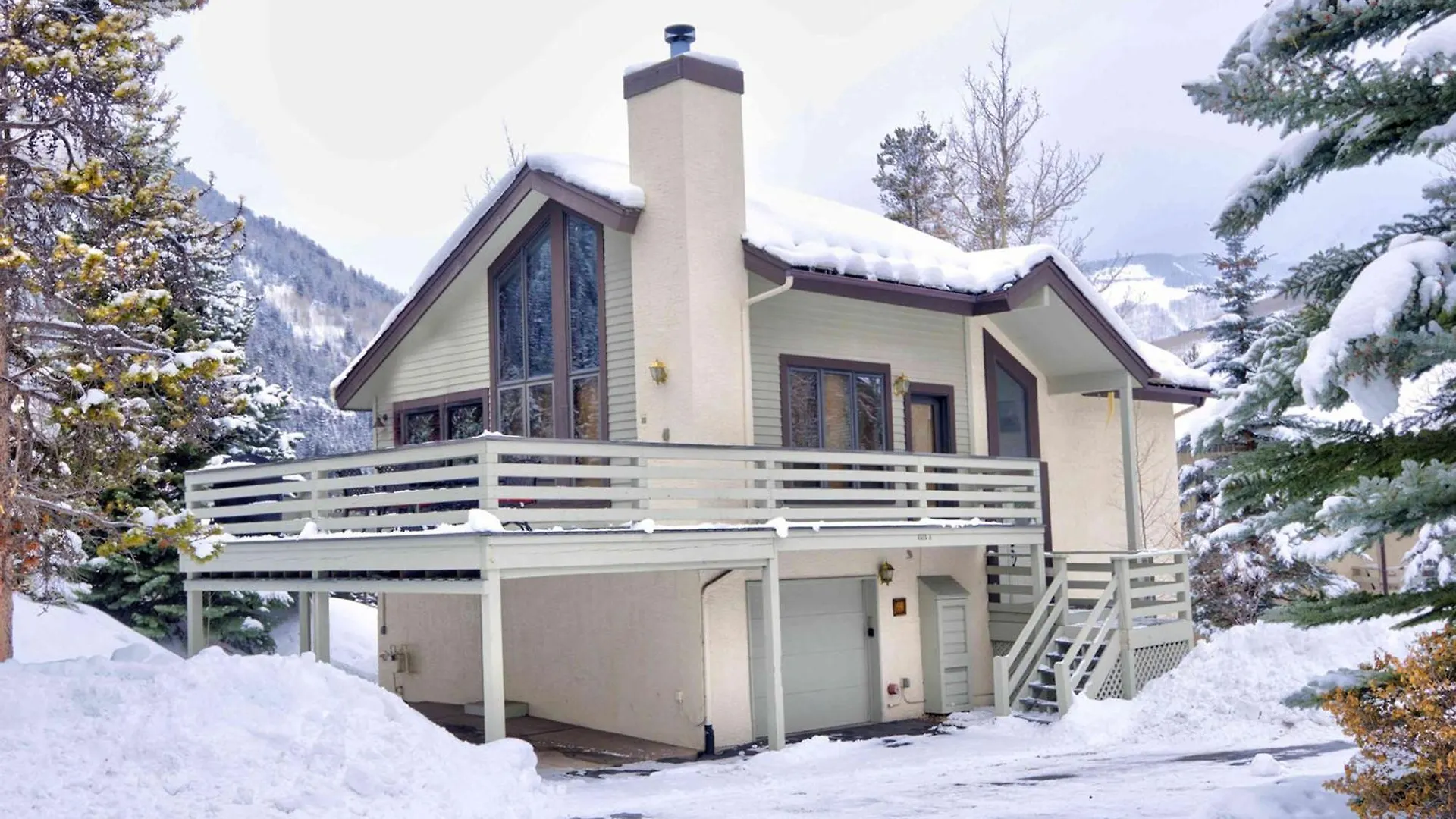 Holiday home 4515 Bighorn Rd, Unit A *