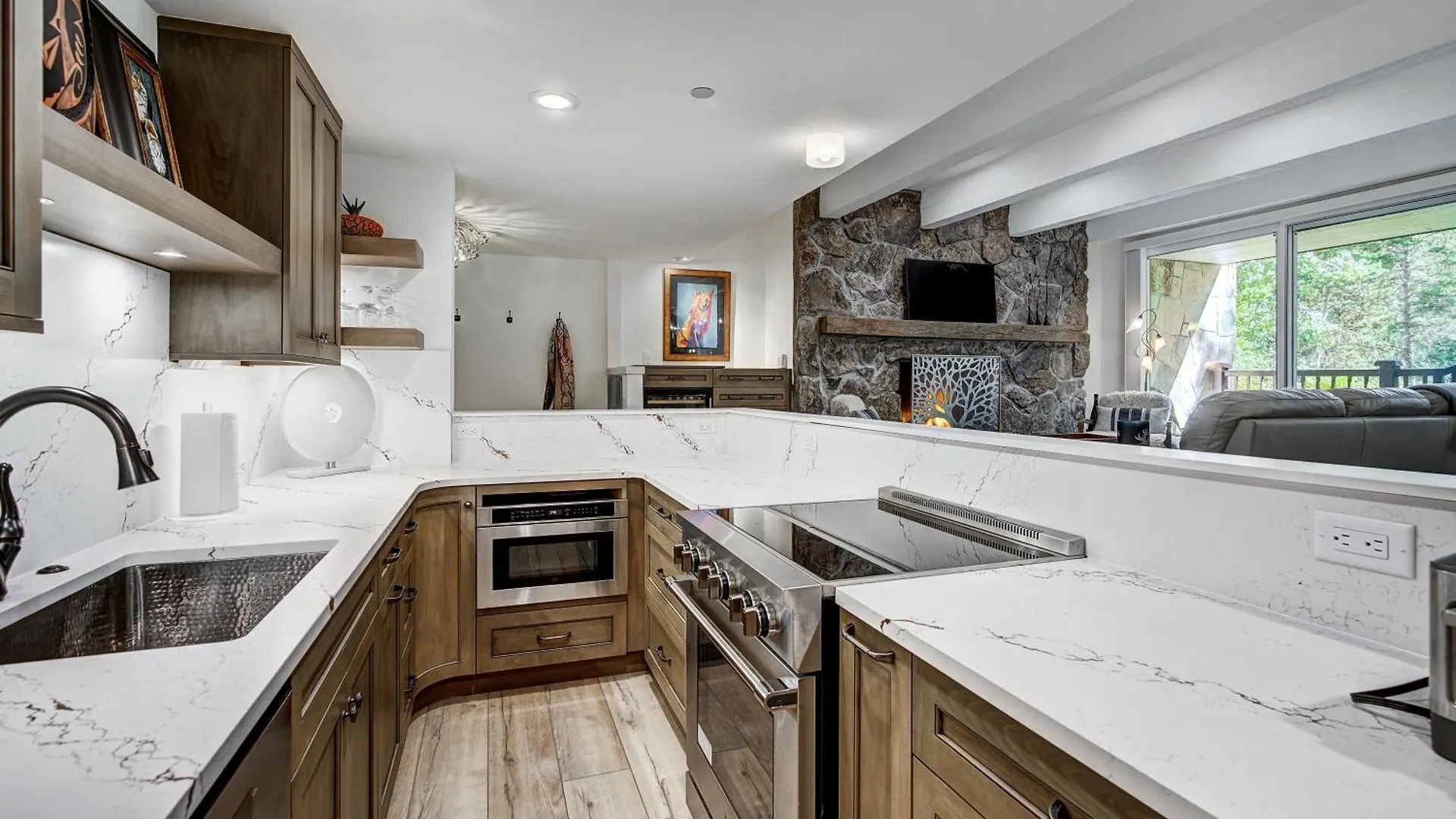 2 Bedroom Next To Eagle River In The Heart Of Vail